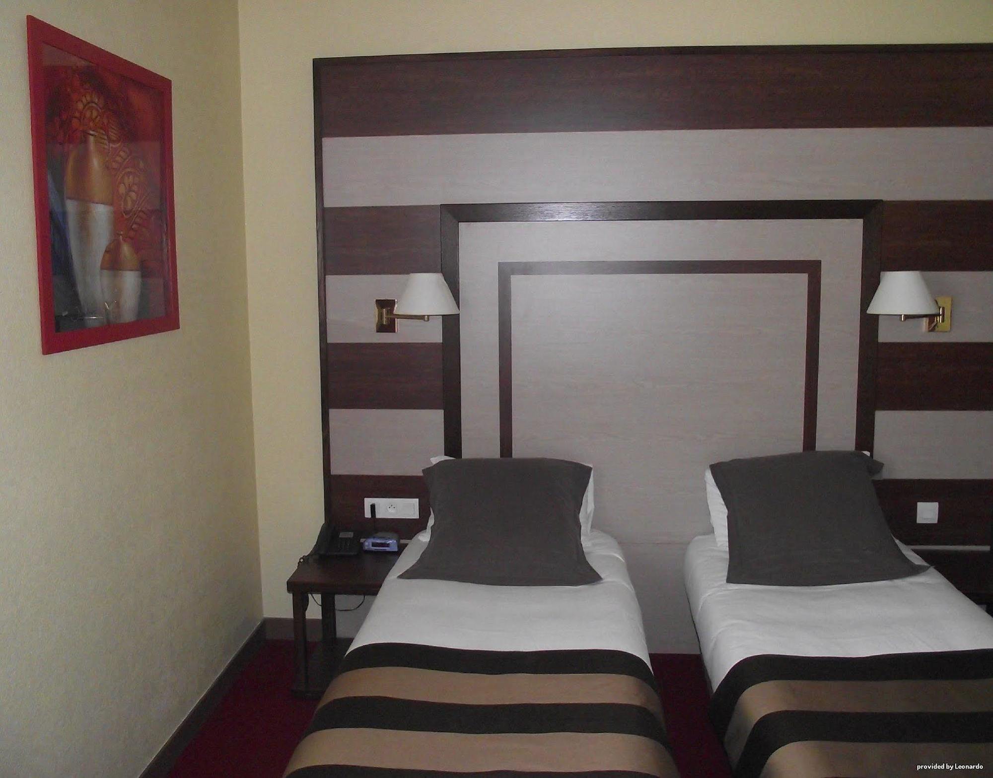 Best Western Hotel De Paris Laval (Mayenne) Quarto foto